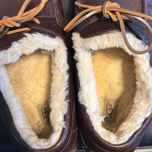 UGG Byron Chocolate Brown Leather Shearling Lined Driving Moccasins Slippers - Picture 7 of 10